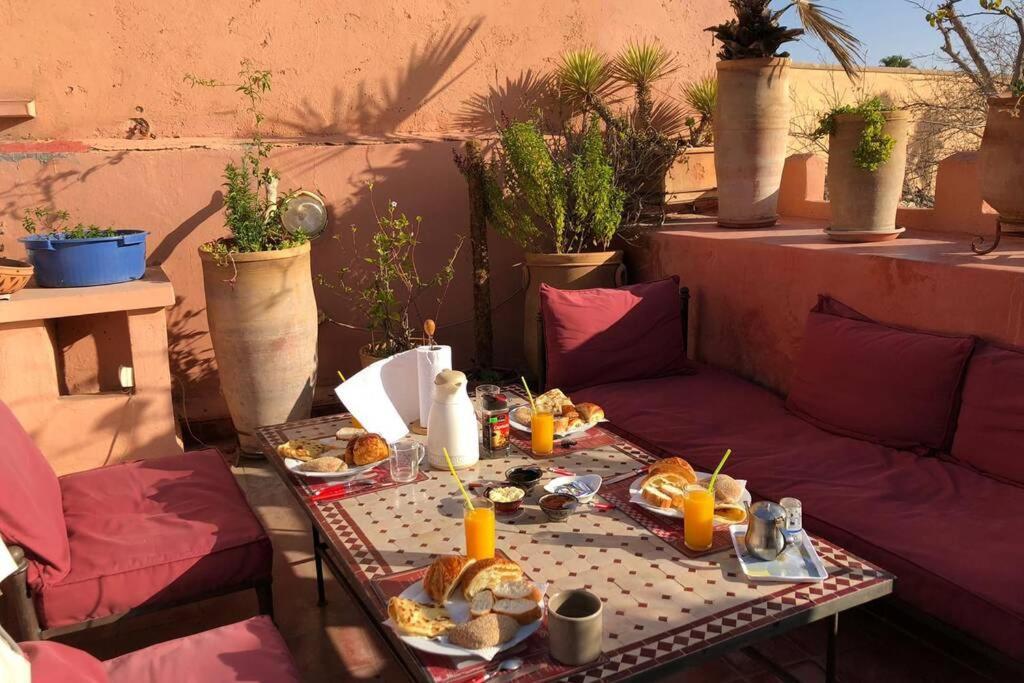 Emplacement N°1 ! Riad Ica Villa Marrakesh Exteriör bild